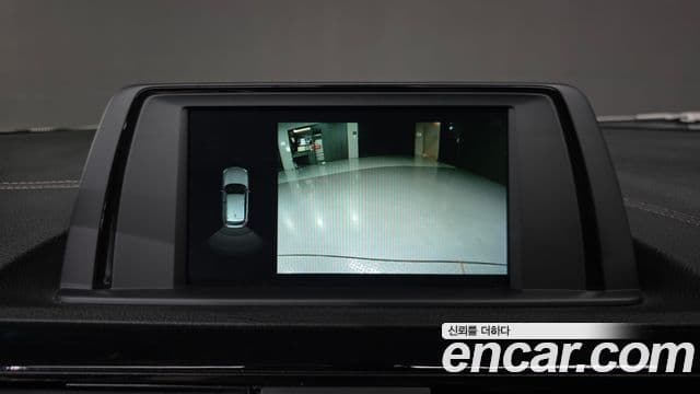 BMW 1 Series 2018 — Şəkil 15/20