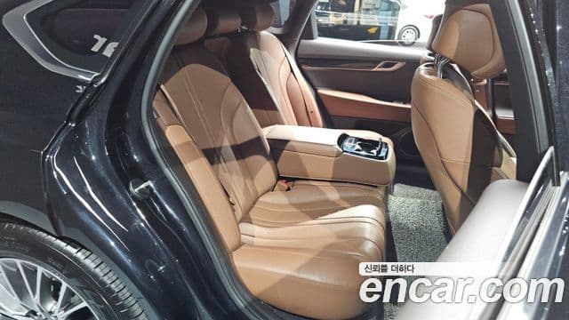 Genesis Electrified G80 2020 — фото 11 из 20