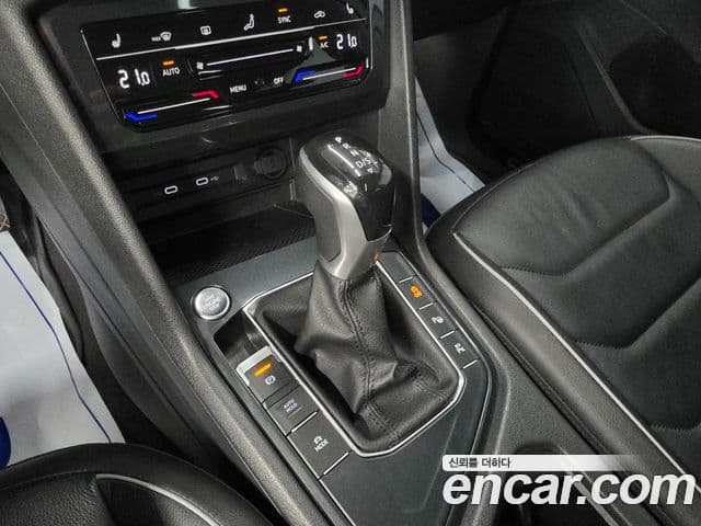 Volkswagen Tiguan 2022 — фото 7 из 20