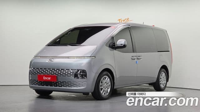 Hyundai Staria 2022 — Фото 1/20