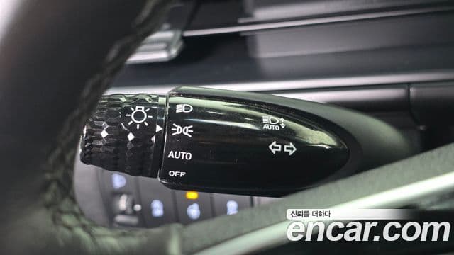 Hyundai Staria 2022 — Фото 17/20