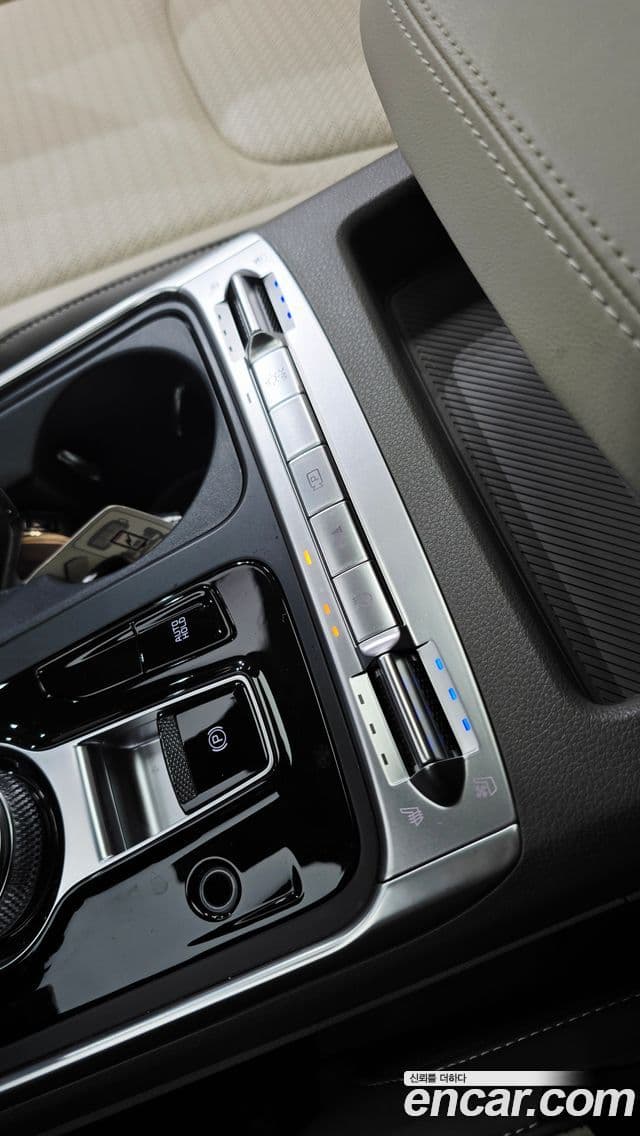 Kia Carnival 2025 — фото 20 из 20