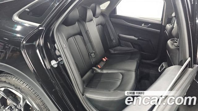 Kia K5 2024 — Şəkil 12/20