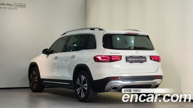 Mercedes-Benz GLB-Class 2021 — Фото 3/20