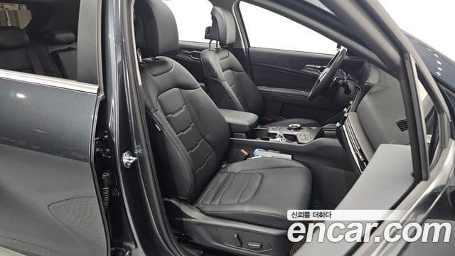 Kia Sportage 2025 — Photo 18/35