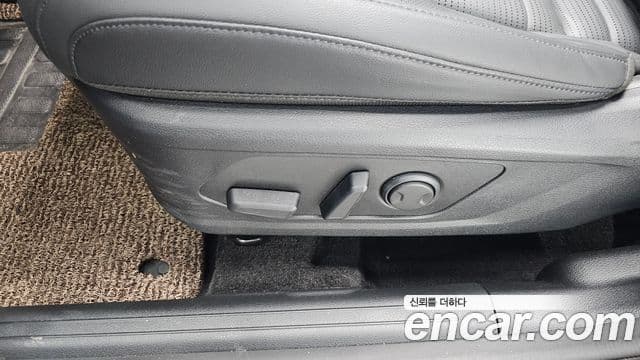Kia Sportage 2025 — Photo 14/35