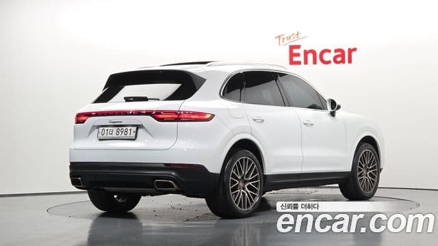 Porsche Cayenne 2019 — Фото 2/20