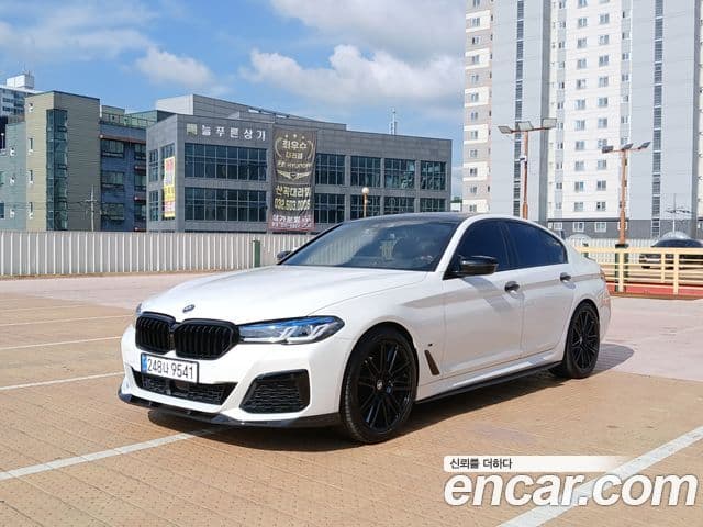 BMW 5 Series 2018 — Şəkil 20/20