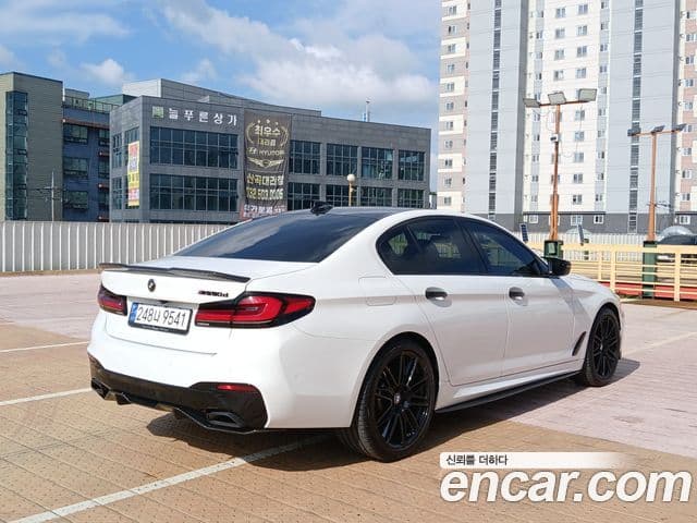 BMW 5 Series 2018 — Şəkil 3/20