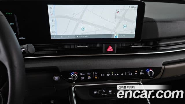 Kia Carnival 2025 — фото 14 из 20