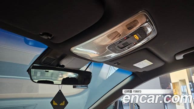 Genesis Electrified G80 2021 — ფოტო 18/20