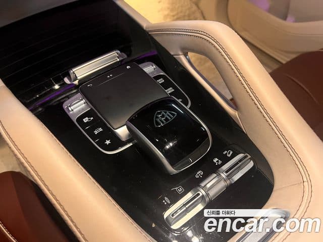 Mercedes-Benz GLS-Class 2023 — ფოტო 11/20