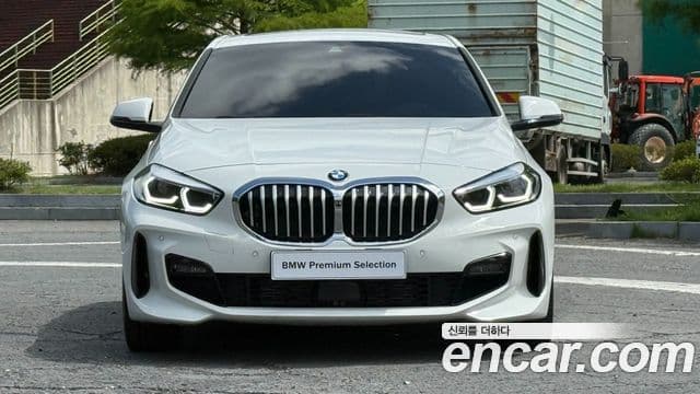 BMW 1 Series 2023 — ფოტო 2/20