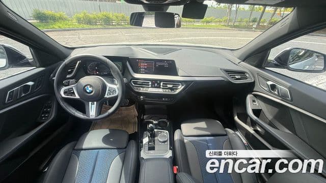 BMW 1 Series 2023 — ფოტო 6/20