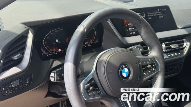 BMW 1 Series 2023 — ფოტო 11/20