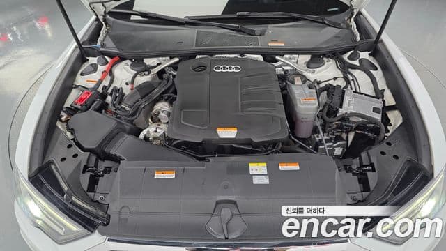 Audi A6 2022 — Photo 11/33
