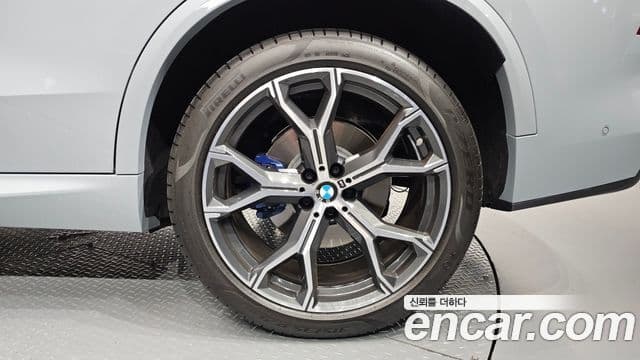 BMW X5 2026 — Photo 3/35