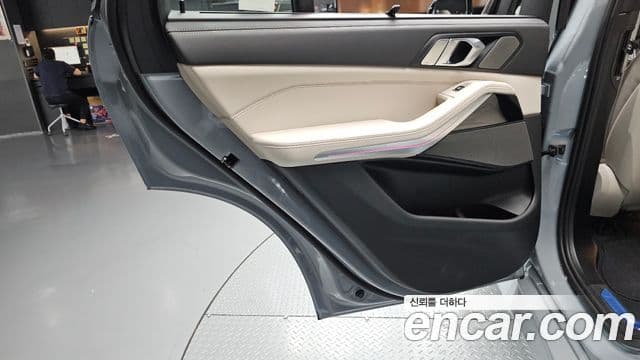 BMW X5 2026 — Photo 11/35