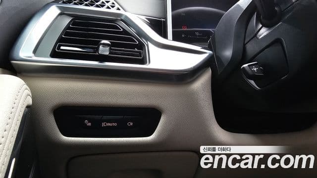BMW X5 2026 — Photo 28/35