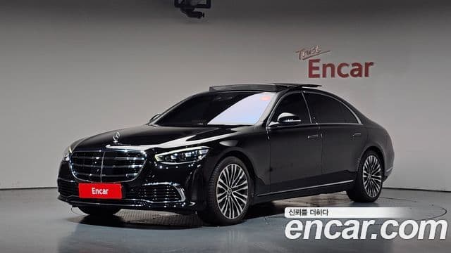 Mercedes-Benz S-Class 2022 — ფოტო 30/44