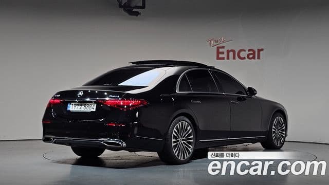 Mercedes-Benz S-Class 2022 — ფოტო 13/44