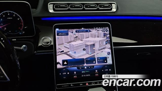 Mercedes-Benz S-Class 2022 — ფოტო 35/44