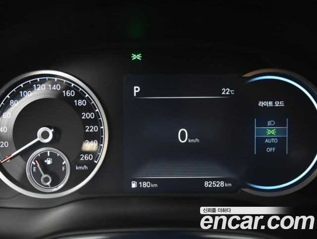 Genesis GV80 2021 — ფოტო 16/20