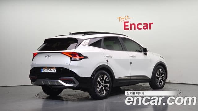 Kia Sportage 2022 — Şəkil 18/20