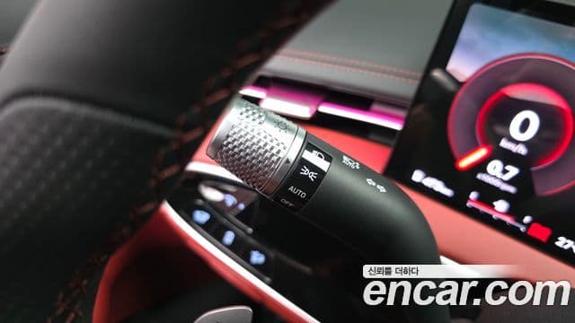 Genesis GV70 2026 — Şəkil 34/41