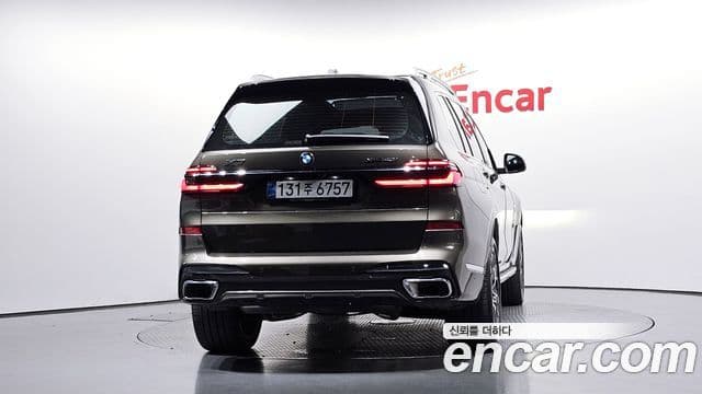 BMW X7 2025 — Şəkil 12/34
