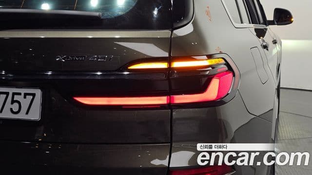 BMW X7 2025 — Şəkil 8/34
