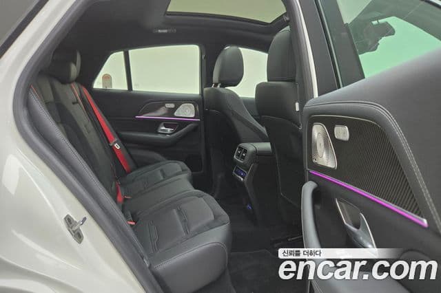 Mercedes-Benz GLE-Class 2025 — Photo 7/20