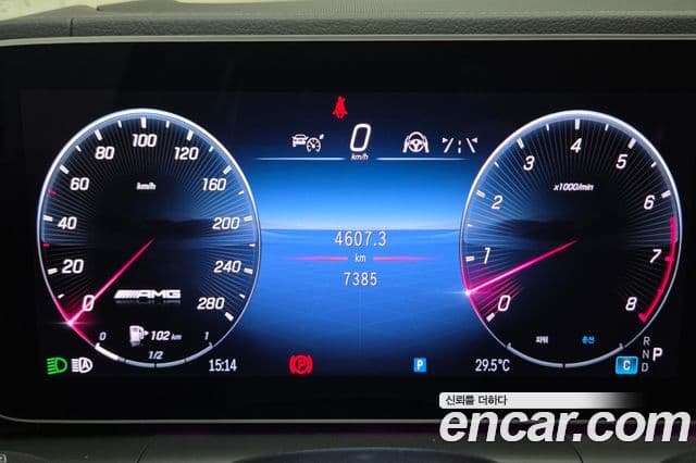 Mercedes-Benz GLE-Class 2025 — Photo 1/20
