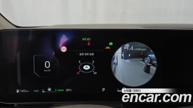 Kia Carnival 2025 — Photo 8/32