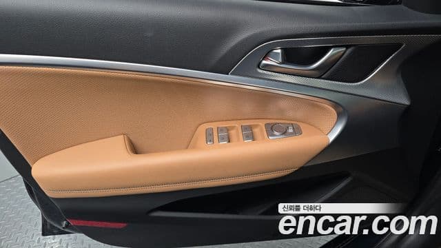 Genesis G70 2021 — Şəkil 17/32