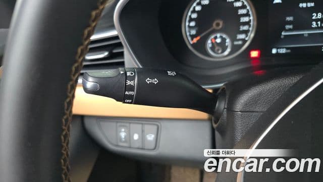 Genesis G70 2021 — Şəkil 27/32