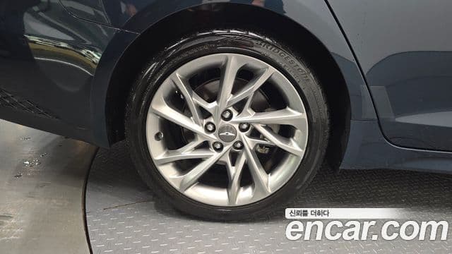 Genesis G70 2021 — Şəkil 20/32
