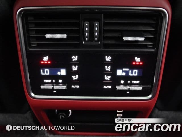 Porsche Cayenne 2022 — Photo 4/20