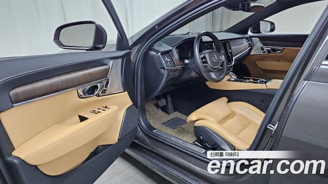 Volvo S90 2021 — ფოტო 2/33