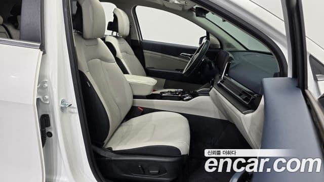 Kia Sportage 2024 — Фото 11/20