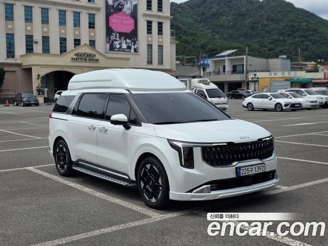 Kia Carnival 2024 — Şəkil 10/20