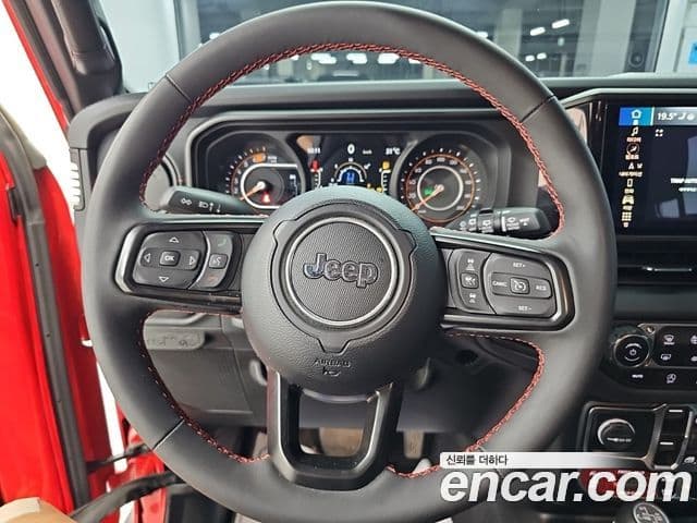 Jeep Wrangler 2024 — Photo 10/19