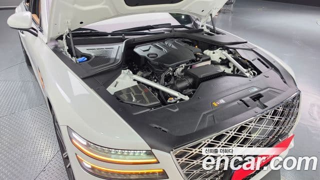 Genesis G80 2024 — Şəkil 8/20