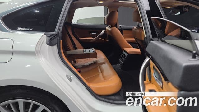 BMW 4 Series 2020 — Photo 2/35