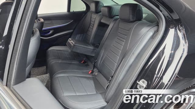 Mercedes-Benz E-Class 2019 — Şəkil 6/32