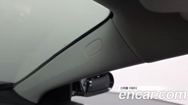 Mercedes-Benz E-Class 2019 — Şəkil 12/32