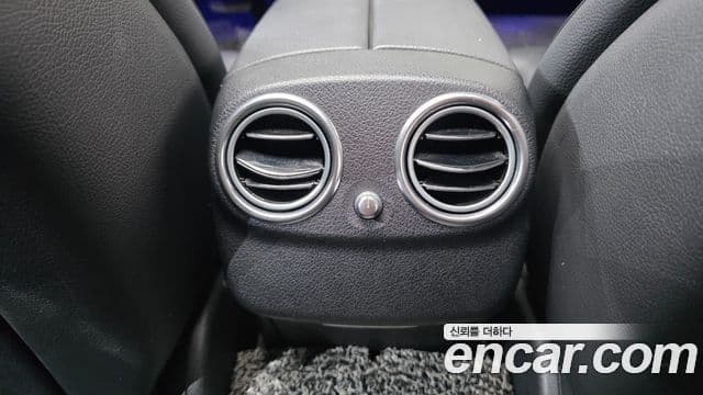 Mercedes-Benz E-Class 2019 — Şəkil 23/32