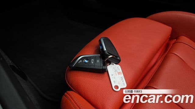 BMW Z4 2023 — Photo 12/31