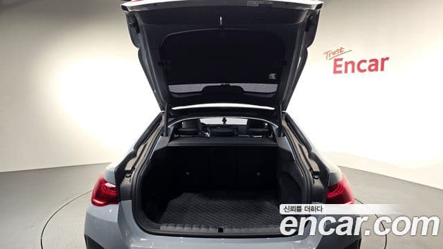 BMW 4 Series 2025 — ფოტო 20/32