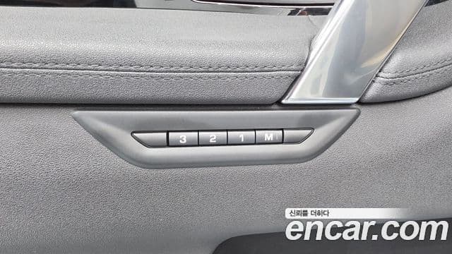 Land Rover Discovery Sport 2022 — ფოტო 35/37